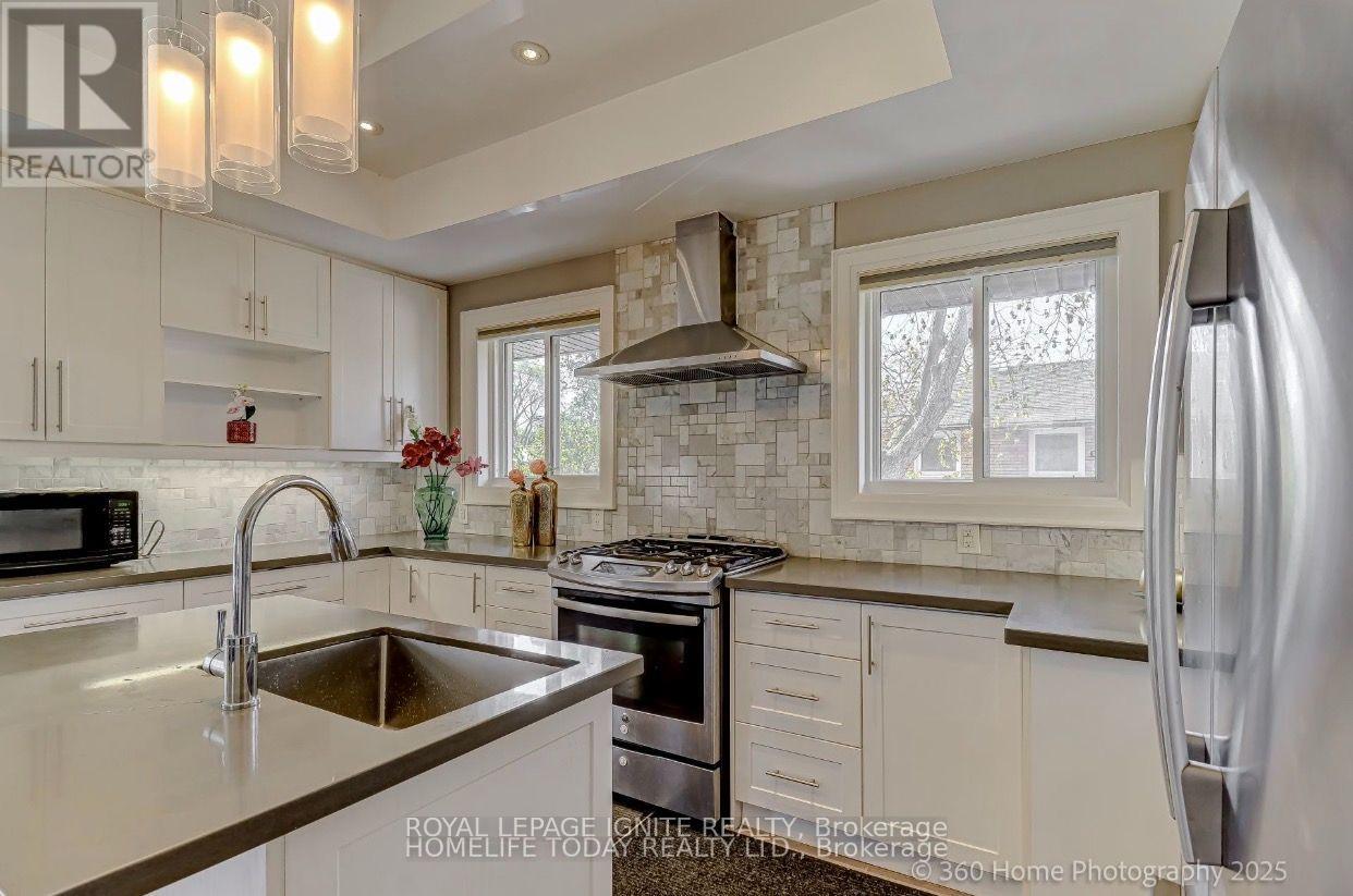 6 Greyabbey Trail, Toronto, Ontario M1E 1V7 - Photo 6 - E13703976
