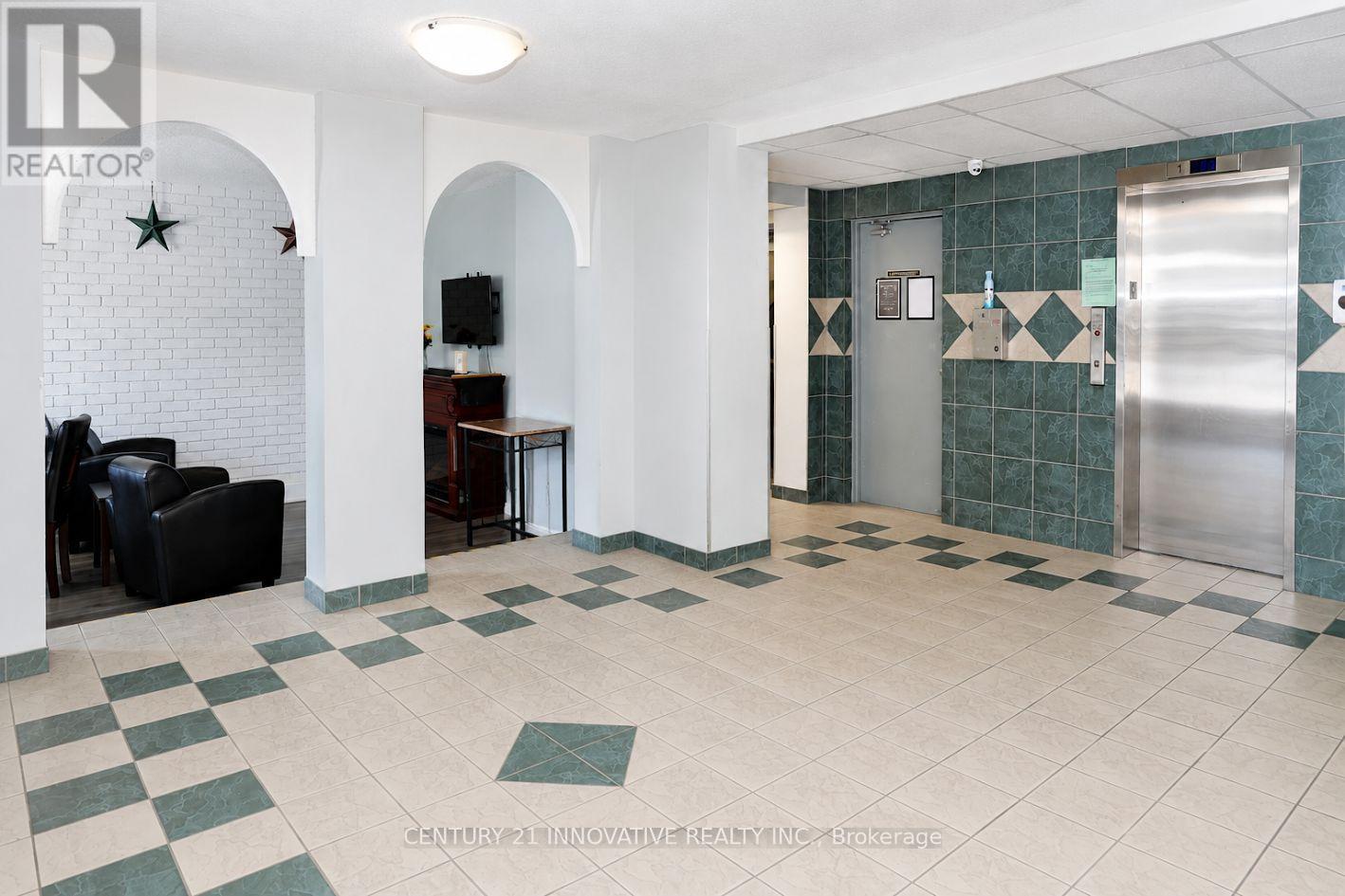 101 - 936 Glen Street, Oshawa, Ontario L1J 5Z7 - Photo 4 - E13703980