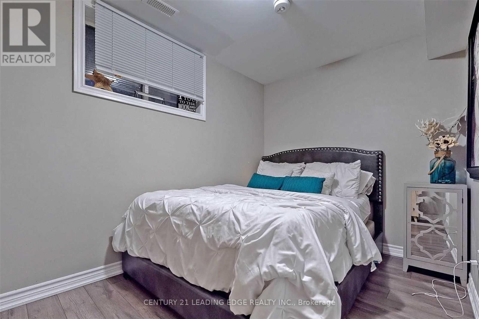 308 Elgin Street W, Oshawa, Ontario  L1J 2P3 - Photo 10 - E13703996