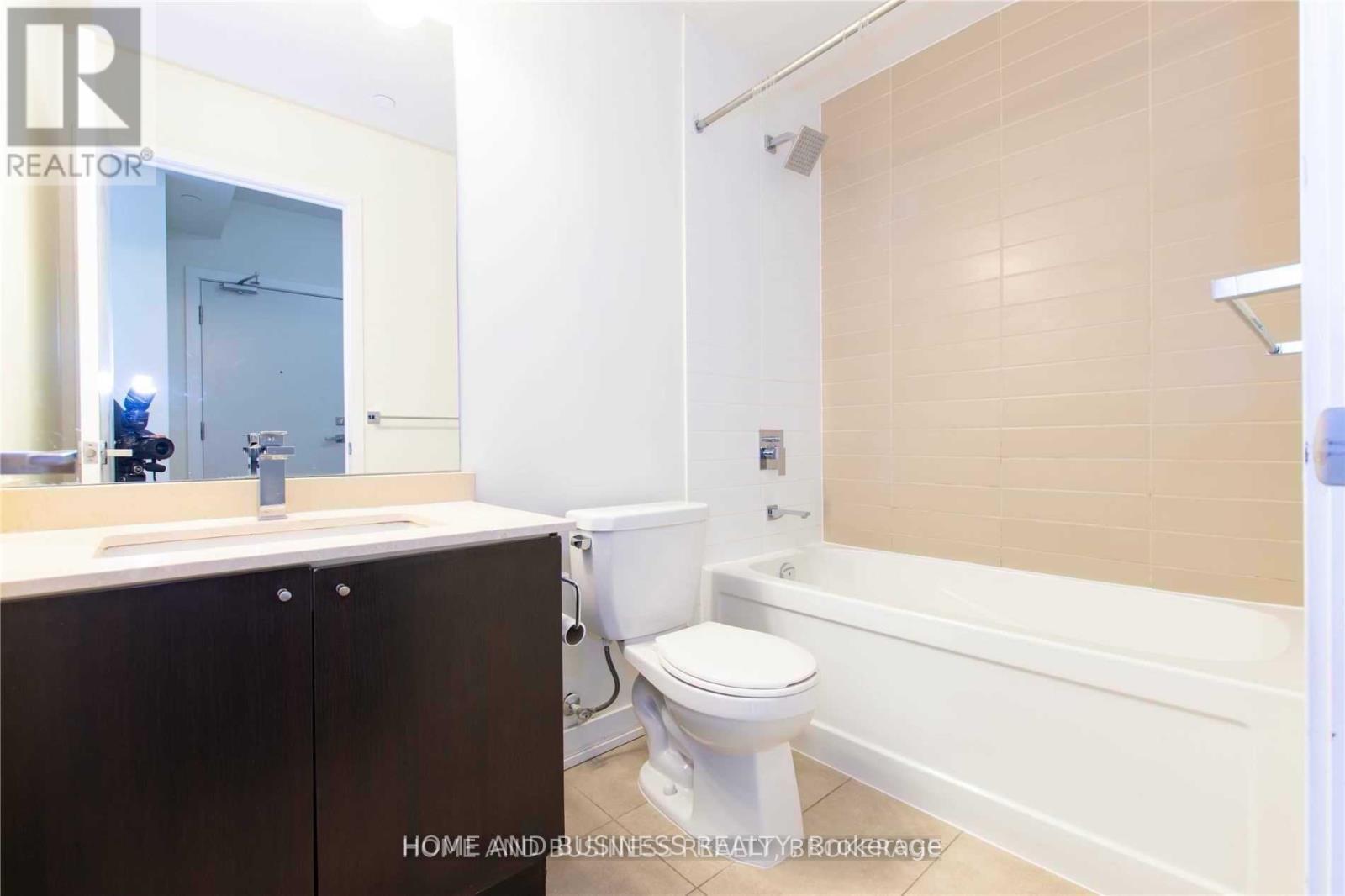 1602 - 510 Curran Place, Mississauga, Ontario L5B 0J8 - Photo 7 - W13703982