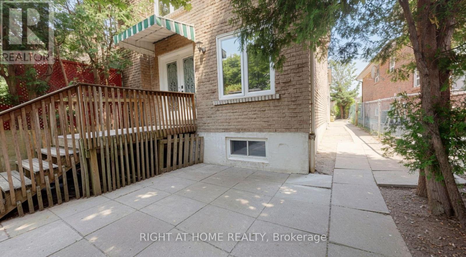 35 Chalfield Lane, Mississauga, Ontario  L4Z 1K8 - Photo 10 - W13703994