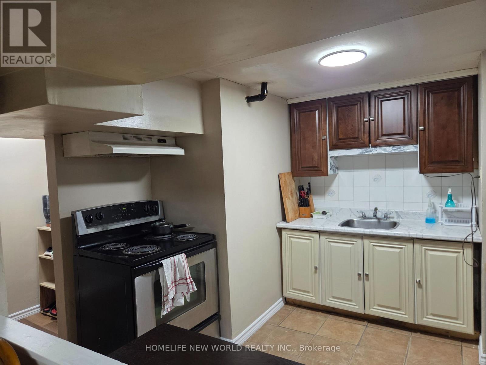 Bsmt - 19 Benfrisco Crescent S, Toronto, Ontario  M1H 1N2 - Photo 13 - E13702178