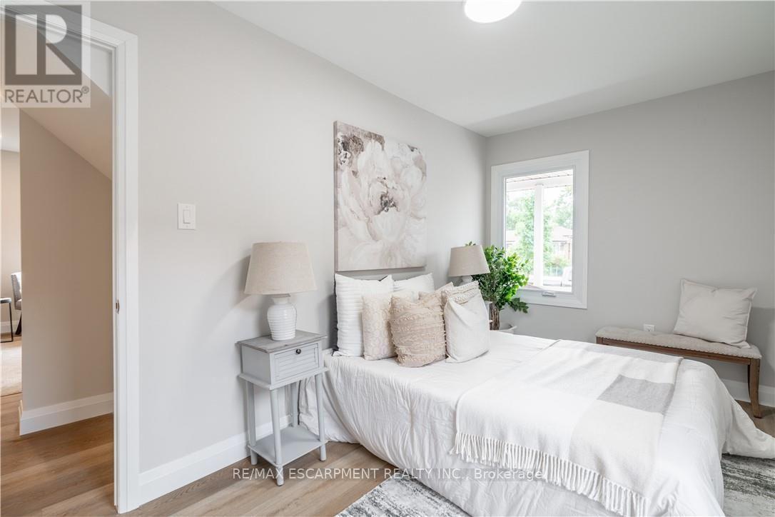 88 Ivon Avenue, Hamilton, Ontario L8H 5S6 - Photo 16 - X13703988