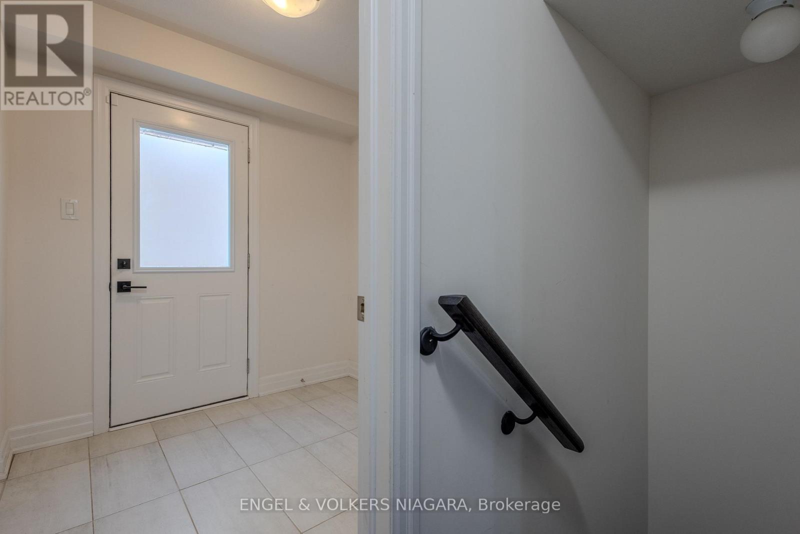9218 White Oak Avenue, Niagara Falls, Ontario  L2G 0E9 - Photo 24 - X13703950