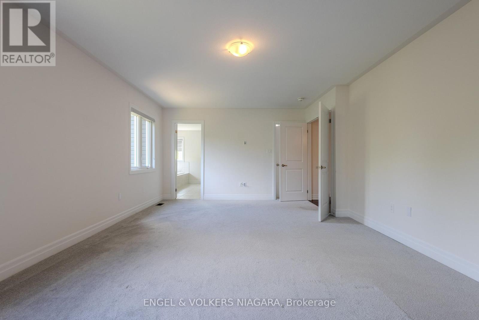 9218 White Oak Avenue, Niagara Falls, Ontario  L2G 0E9 - Photo 16 - X13703950