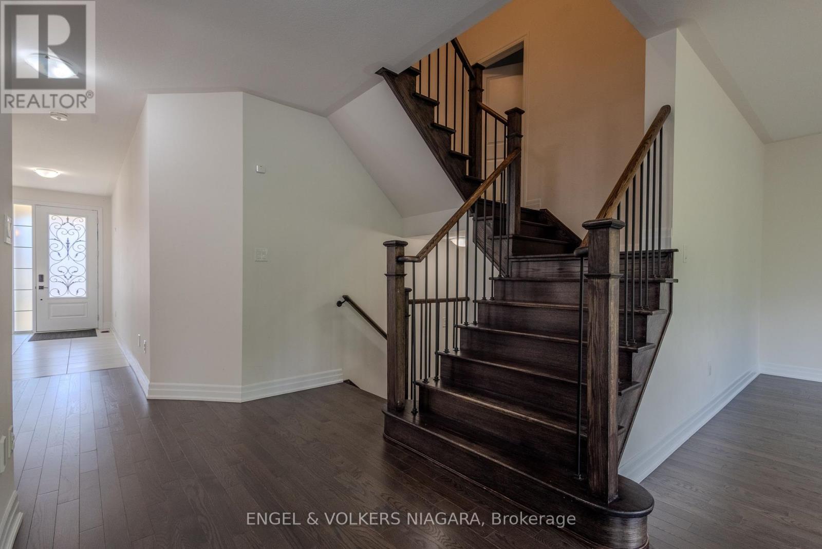 9218 White Oak Avenue, Niagara Falls, Ontario  L2G 0E9 - Photo 35 - X13703950