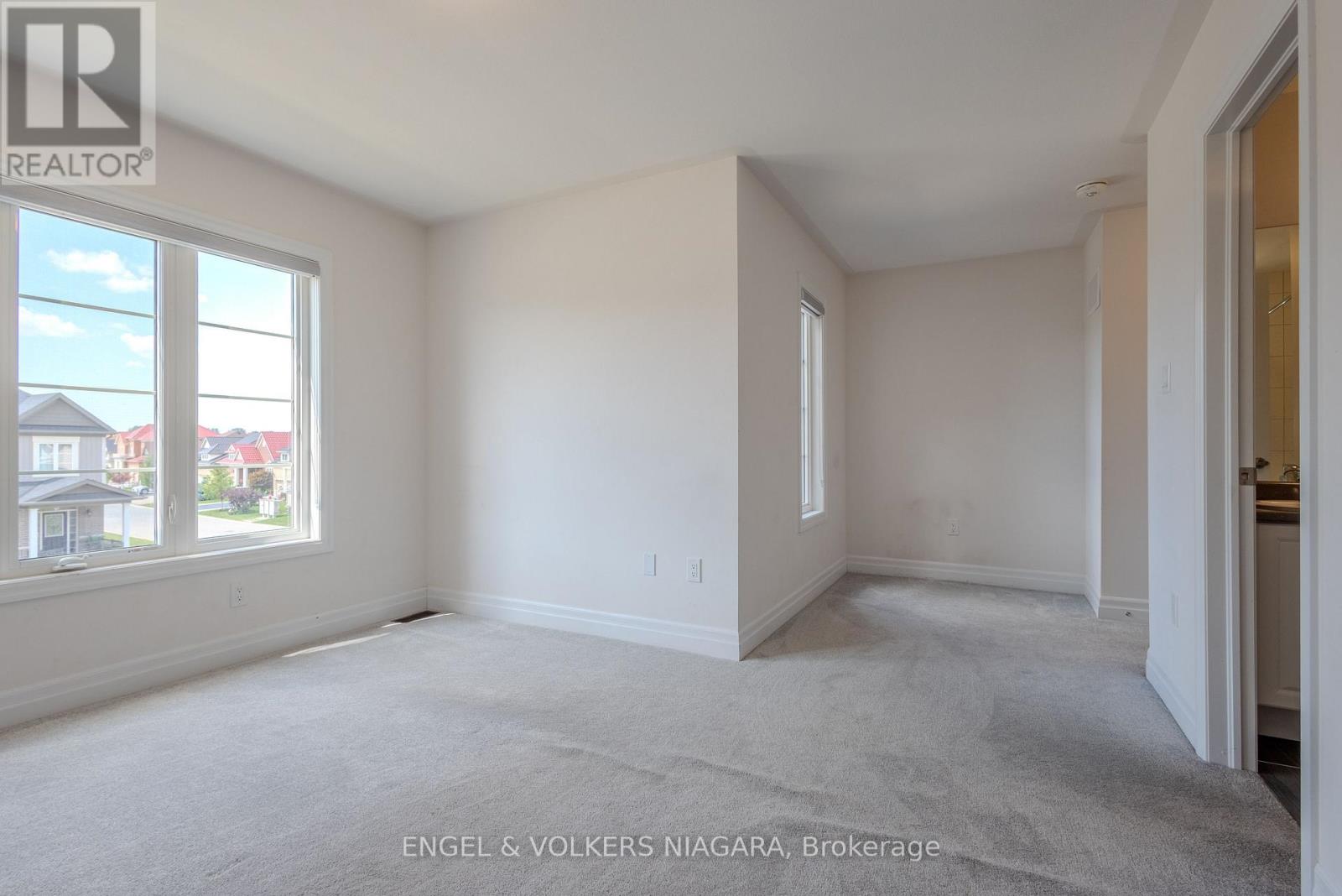 9218 White Oak Avenue, Niagara Falls, Ontario  L2G 0E9 - Photo 31 - X13703950