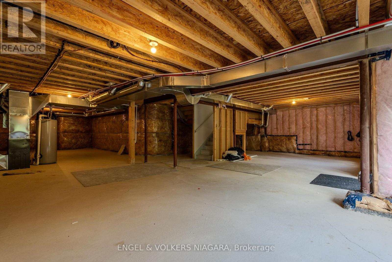 9218 White Oak Avenue, Niagara Falls, Ontario  L2G 0E9 - Photo 36 - X13703950