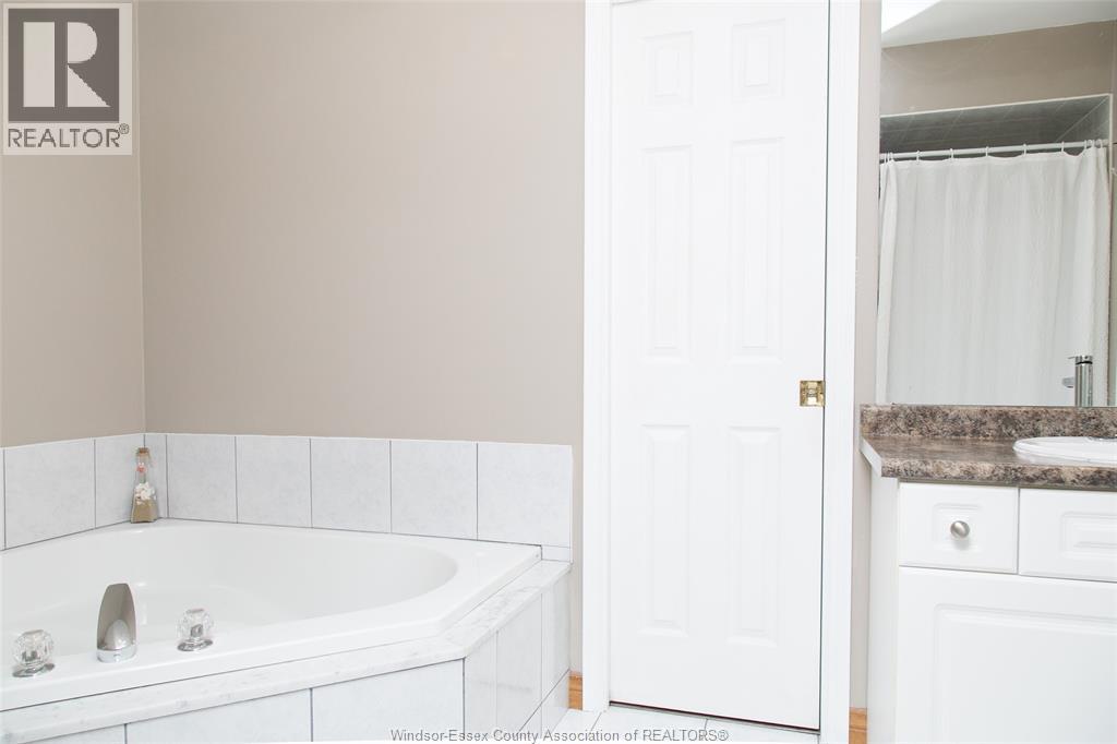4751 Juliet Crescent, Windsor, Ontario N9G 3B7 - Photo 25 - 26019326