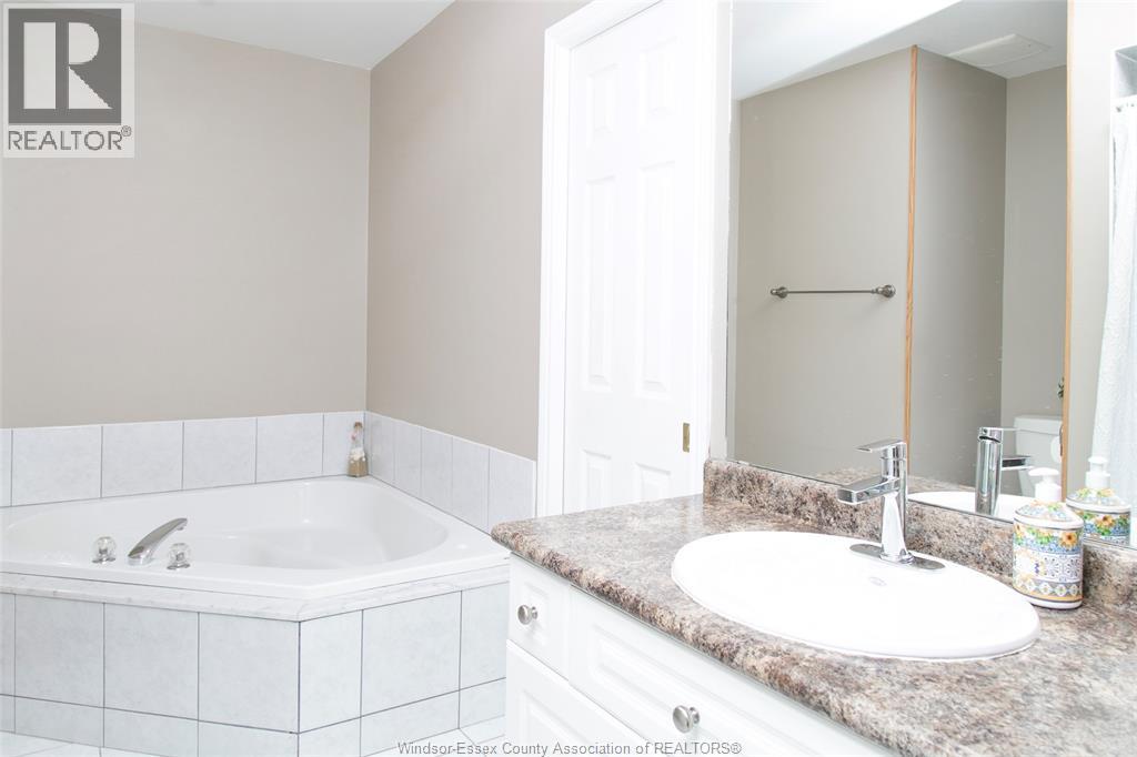 4751 Juliet Crescent, Windsor, Ontario N9G 3B7 - Photo 24 - 26019326