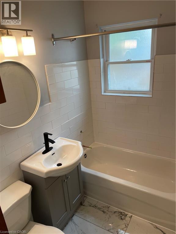 132 Howe Avenue Unit# A, Hamilton, Ontario  L9A 1X6 - Photo 6 - 40857734