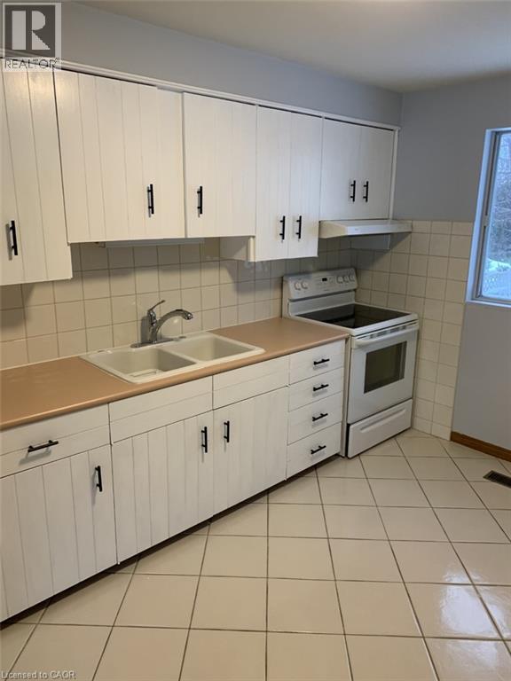 132 Howe Avenue Unit# A, Hamilton, Ontario  L9A 1X6 - Photo 7 - 40857734