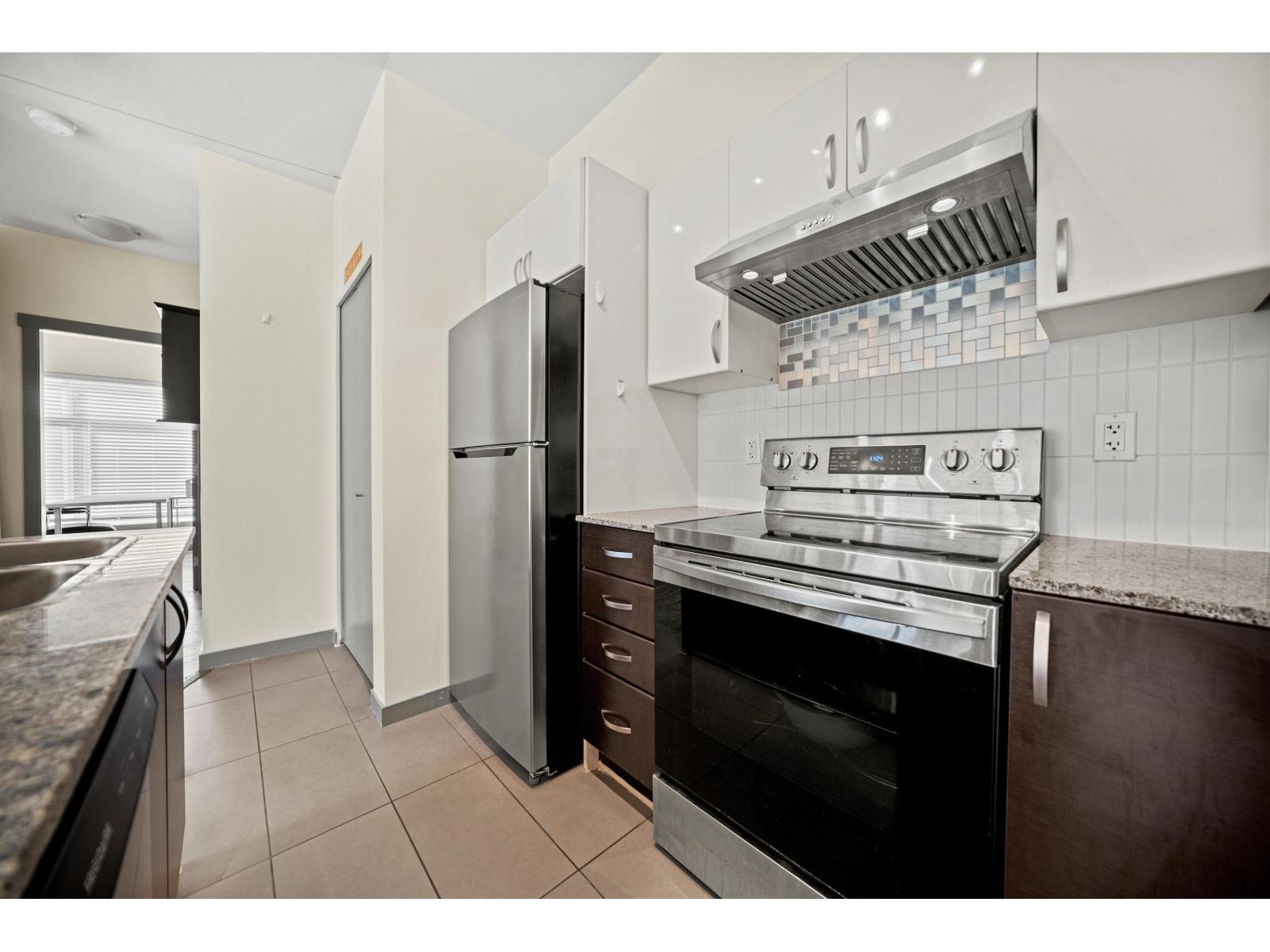 321 13728 108 Avenue, Surrey, British Columbia  V3T 0G2 - Photo 6 - R3157975