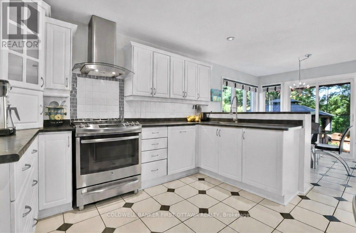 605 Brookridge Crescent, Ottawa, Ontario  K4A 1Z6 - Photo 12 - X13704026