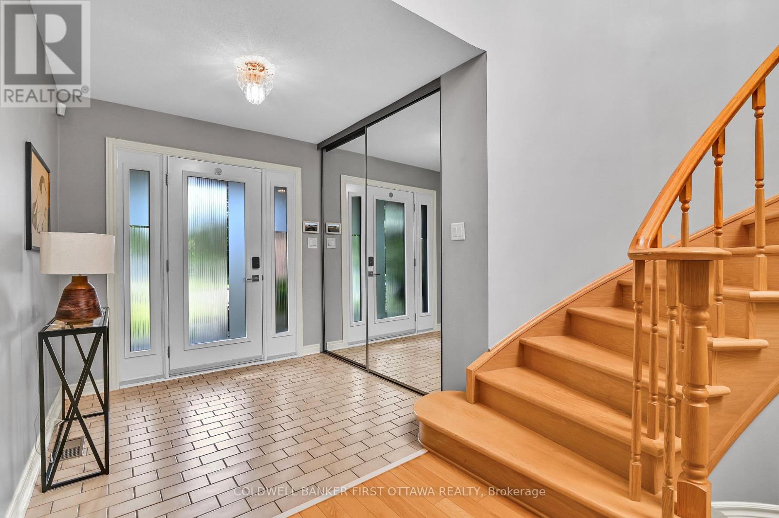 605 Brookridge Crescent, Ottawa, Ontario  K4A 1Z6 - Photo 5 - X13704026