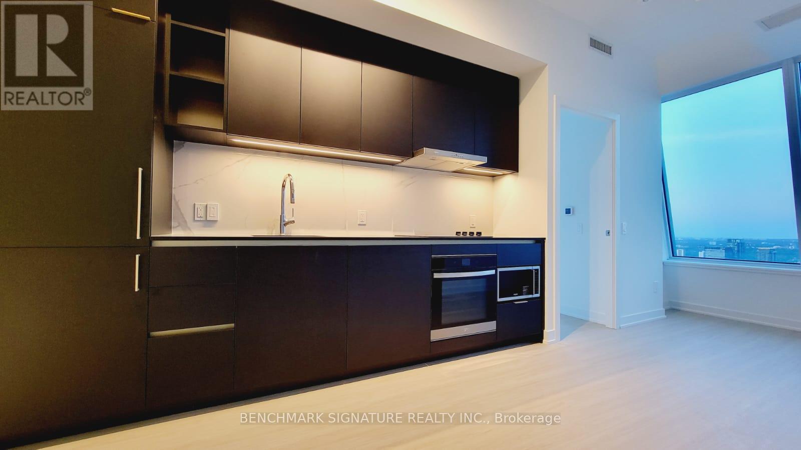 6007 - 8 Wellesley Street W, Toronto, Ontario  M4Y 0J5 - Photo 12 - C13704024