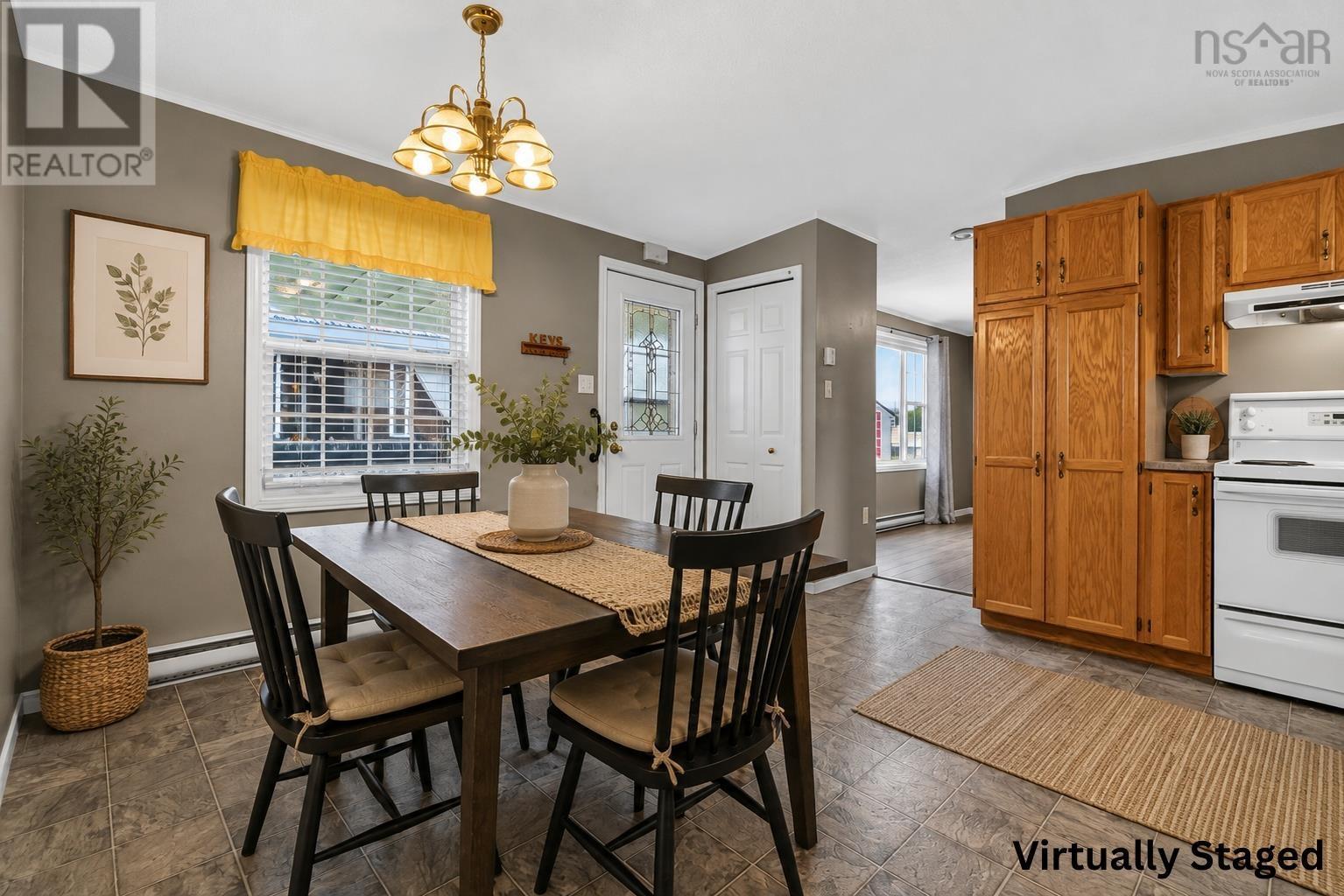 109 Sherbrooke Avenue, Bridgewater, Nova Scotia  B4V 4E9 - Photo 15 - 202620479