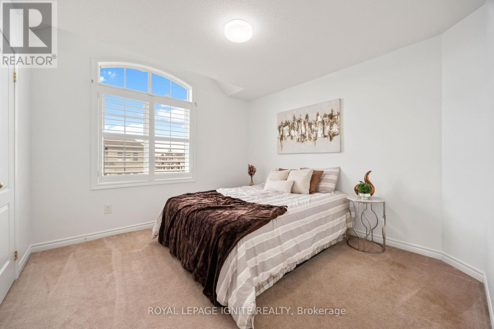 1 Morningstar Avenue, Whitby, Ontario  L1R 0P2 - Photo 11 - E13704048