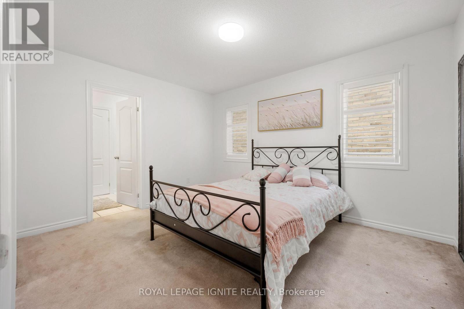 1 Morningstar Avenue, Whitby, Ontario  L1R 0P2 - Photo 9 - E13704048
