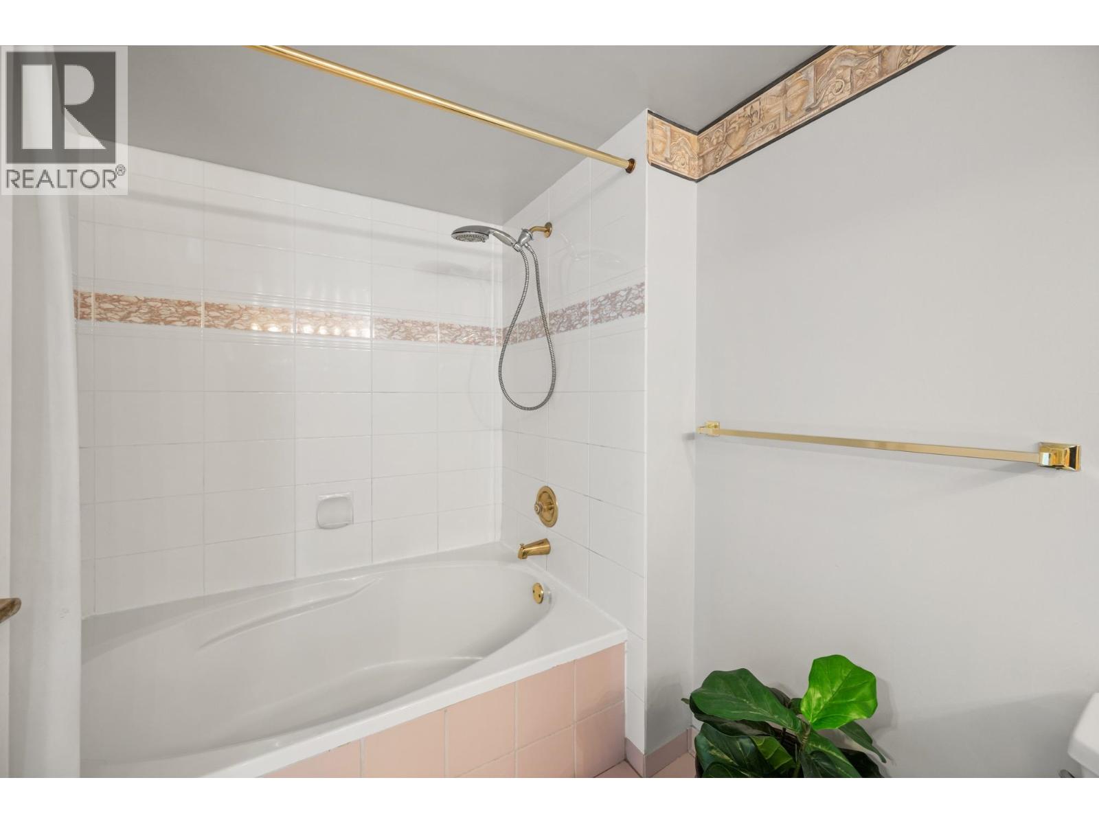1505 1235 Quayside Drive, New Westminster, British Columbia  V3M 6J5 - Photo 22 - R3150630