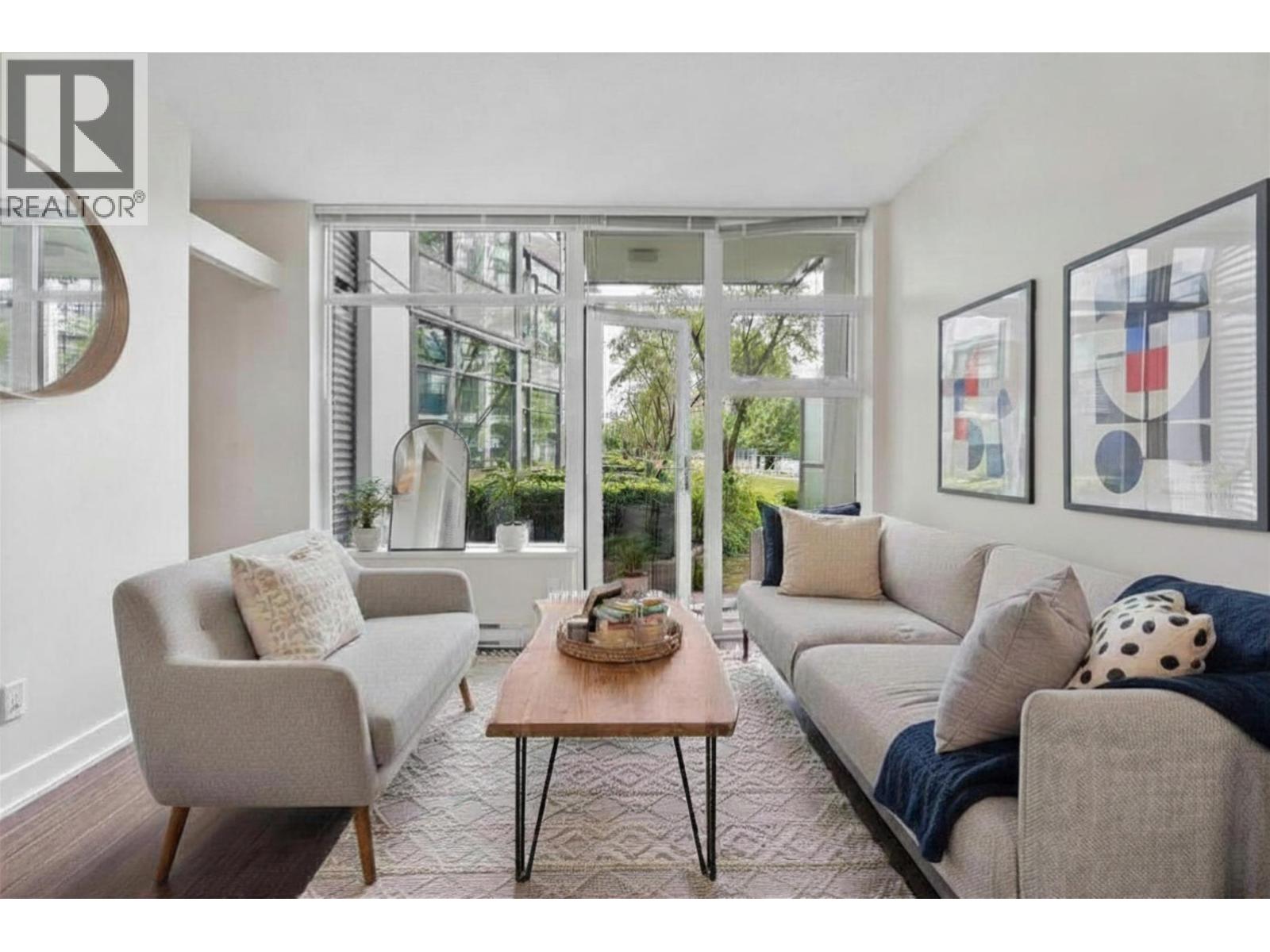 131 1777 W 7TH AVENUE, Vancouver, British Columbia