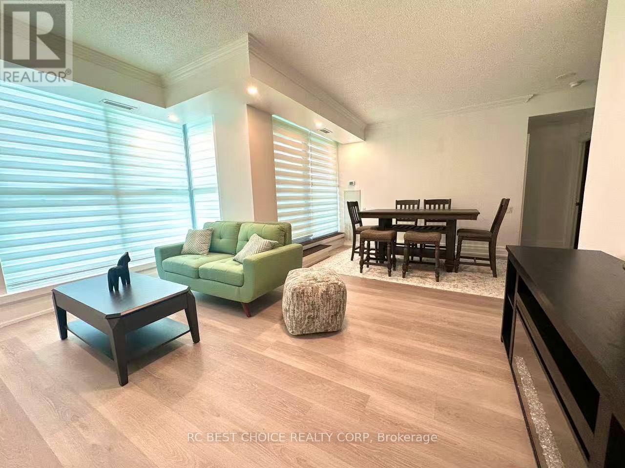 203 - 2067 LAKE SHORE BOULEVARD W, Toronto, Ontario