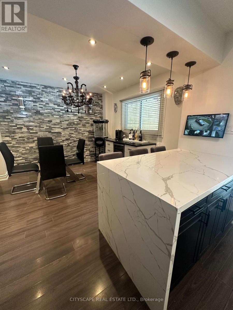 Main Floor - 137 Ravenscroft Road, Ajax, Ontario  L1T 1X3 - Photo 6 - E13704002