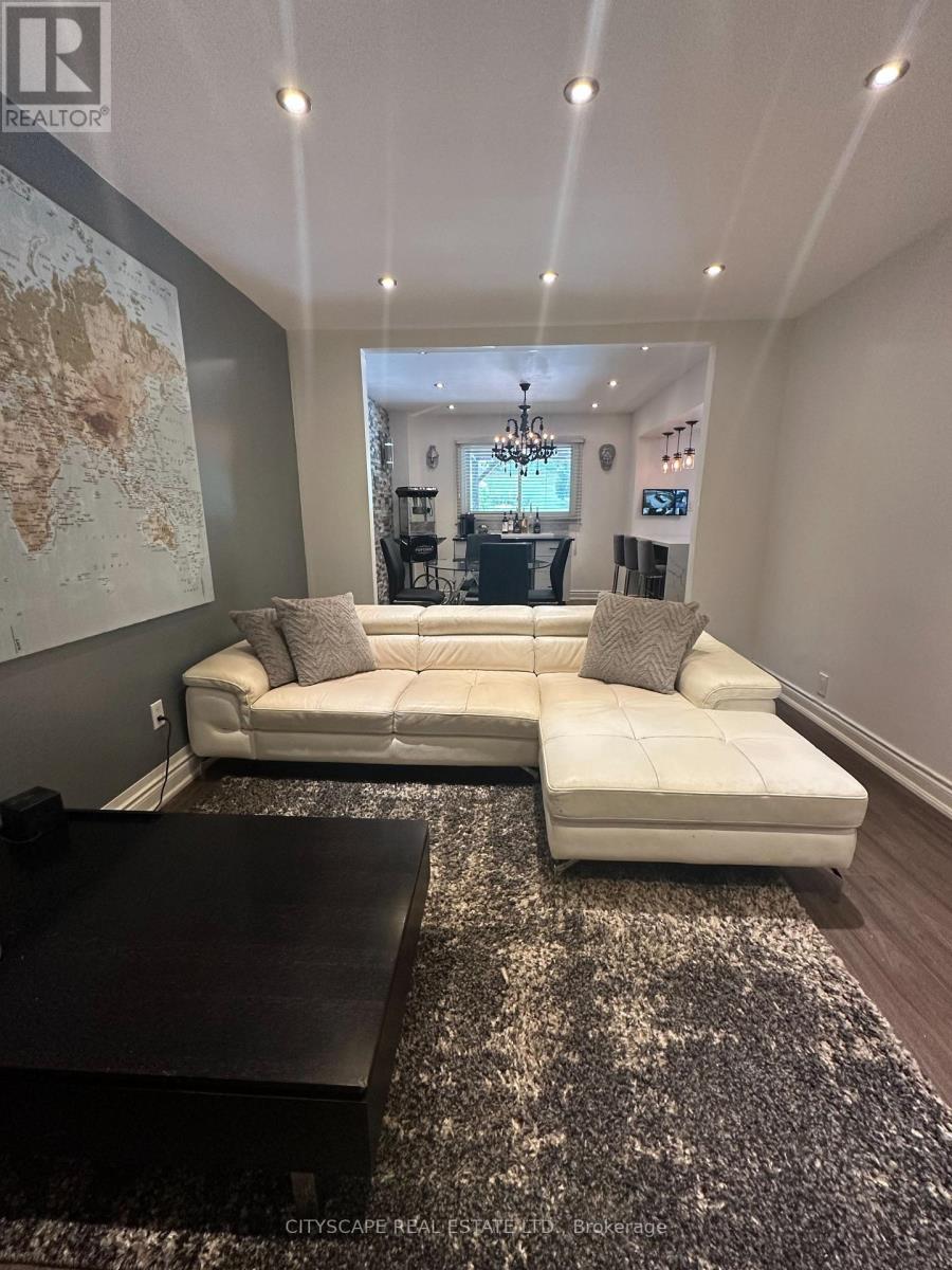 Main Floor - 137 Ravenscroft Road, Ajax, Ontario  L1T 1X3 - Photo 9 - E13704002
