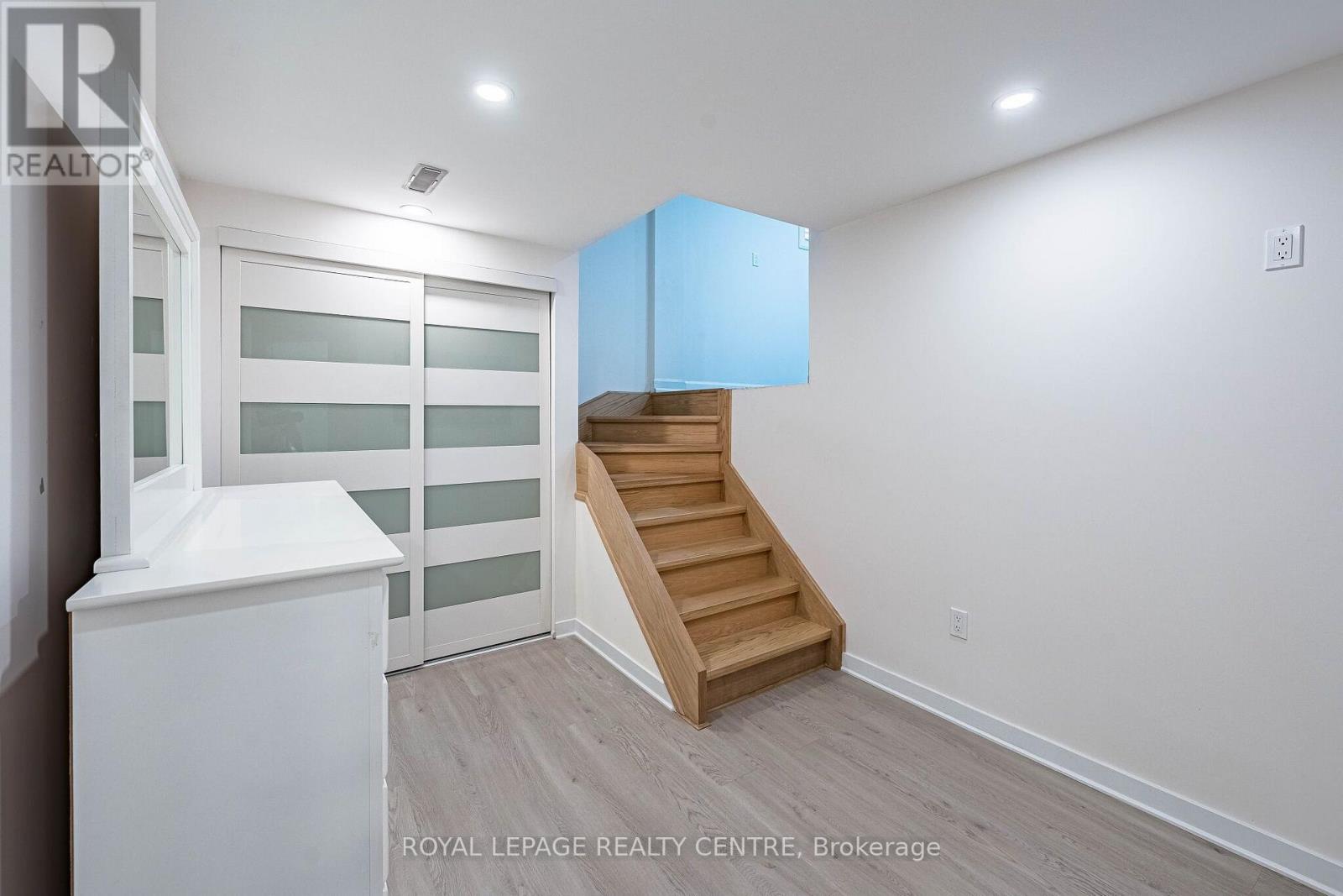 3 Vineberg Drive, Hamilton, Ontario L9B 2P6 - Photo 37 - X13703544