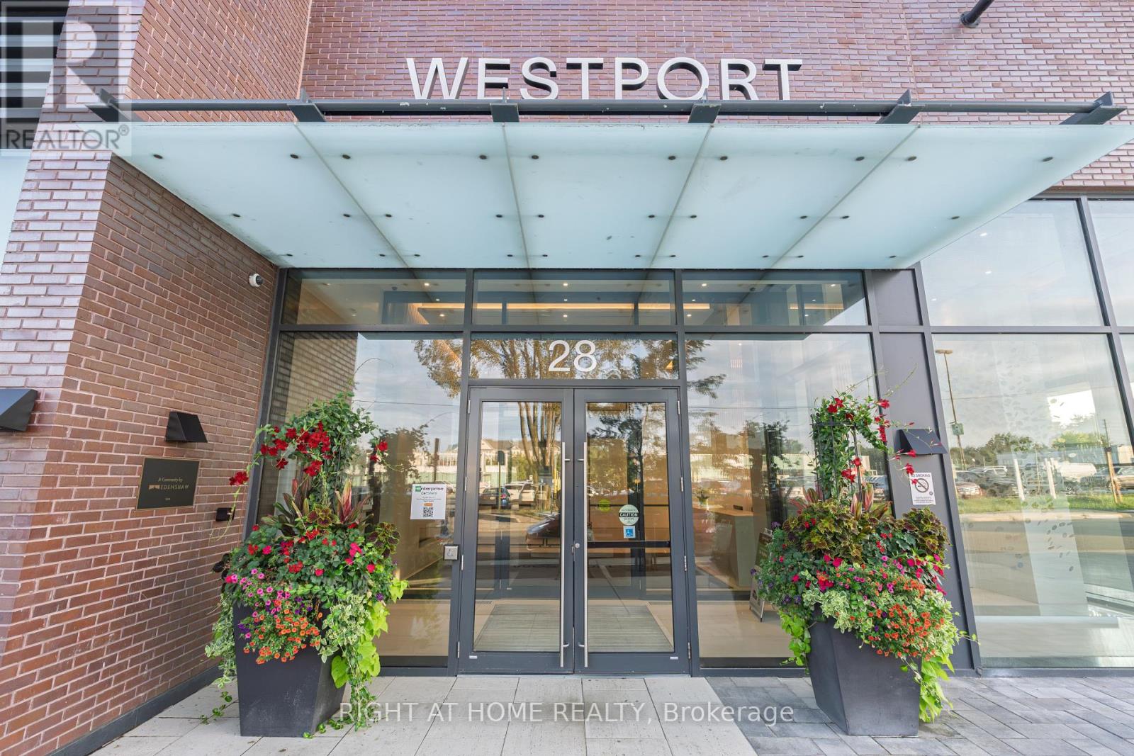 1204 - 28 ANN STREET, Mississauga, Ontario