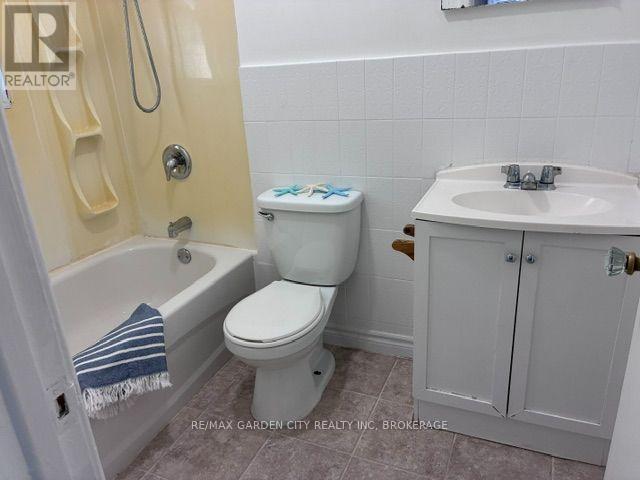 1 - 131 Lyons Avenue, Welland, Ontario  L3B 1M3 - Photo 8 - X13688230