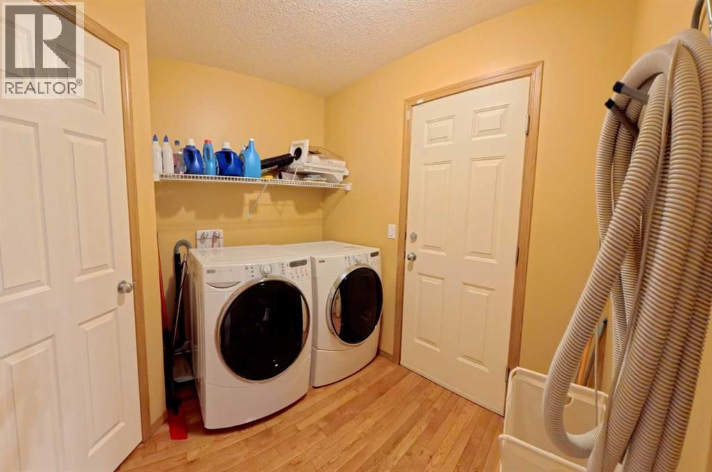 210 Panamount Hill NW, Calgary, Alberta  T3K 5P5 - Photo 32 - A2330714