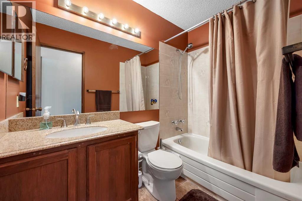 124 Macewan Drive NW, Calgary, Alberta  T3K 2P7 - Photo 22 - A2338025