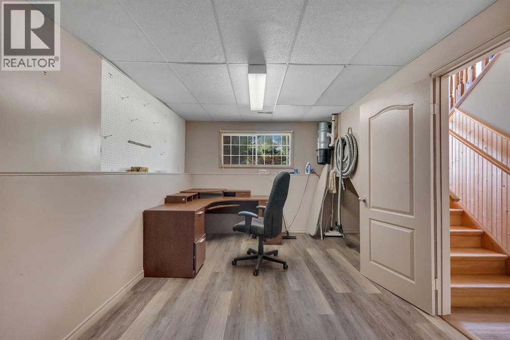 124 Macewan Drive NW, Calgary, Alberta  T3K 2P7 - Photo 35 - A2338025