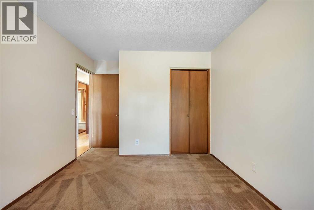 124 Macewan Drive NW, Calgary, Alberta  T3K 2P7 - Photo 25 - A2338025