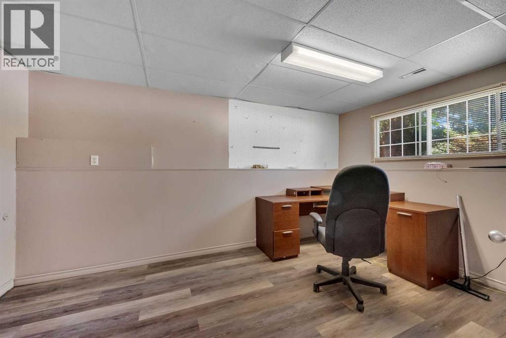 124 Macewan Drive NW, Calgary, Alberta  T3K 2P7 - Photo 34 - A2338025