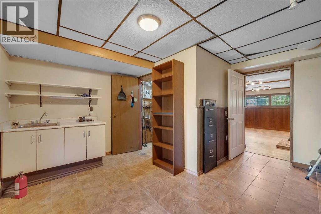 124 Macewan Drive NW, Calgary, Alberta  T3K 2P7 - Photo 38 - A2338025