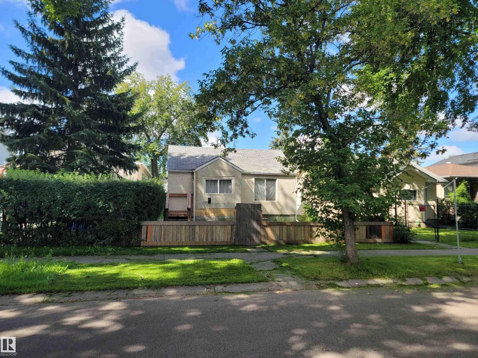 11720 87 St NW, Edmonton, Alberta  T5B 3M7 - Photo 4 - E4503994