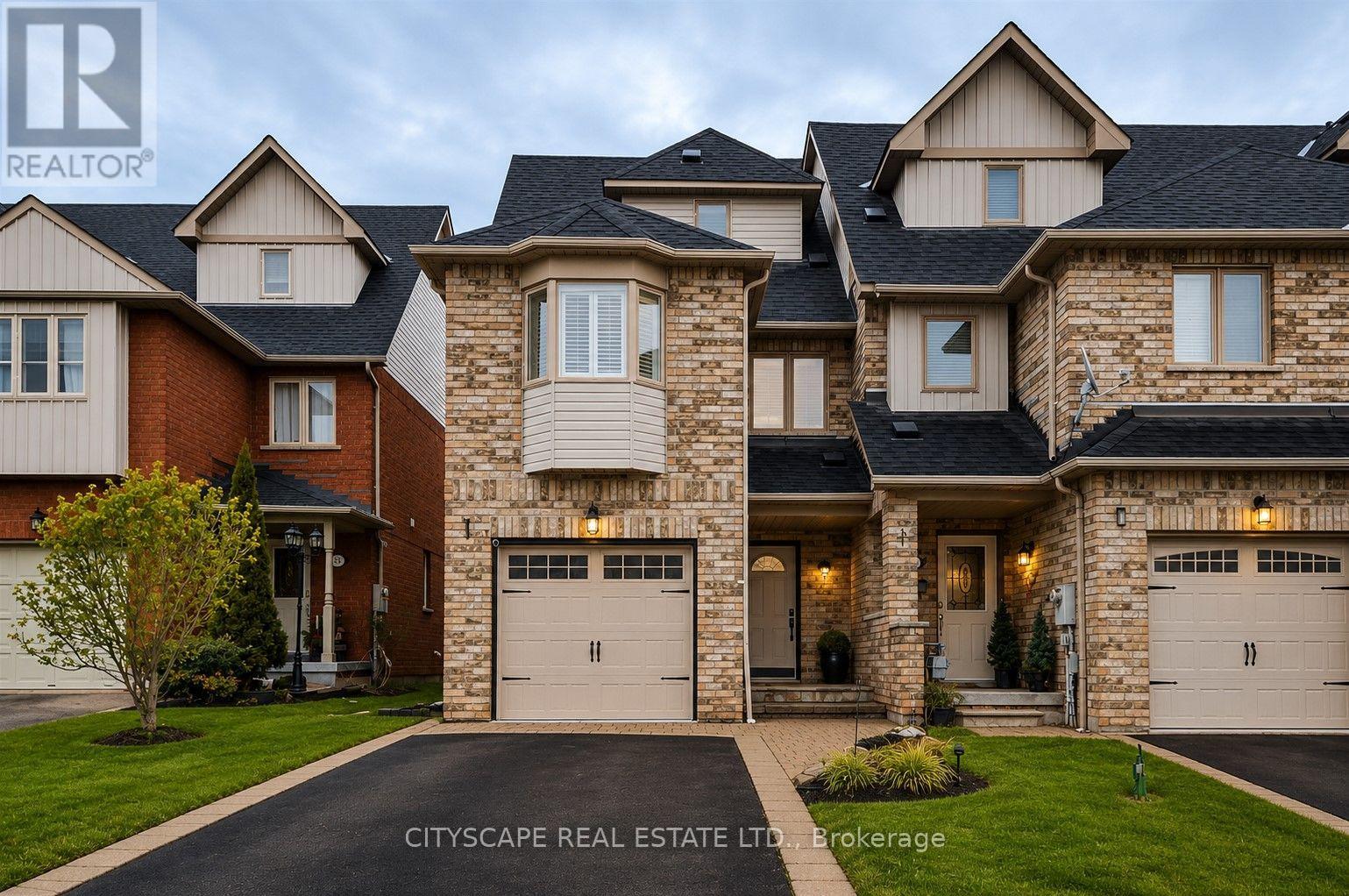353 SPARROW CIRCLE, Pickering, Ontario