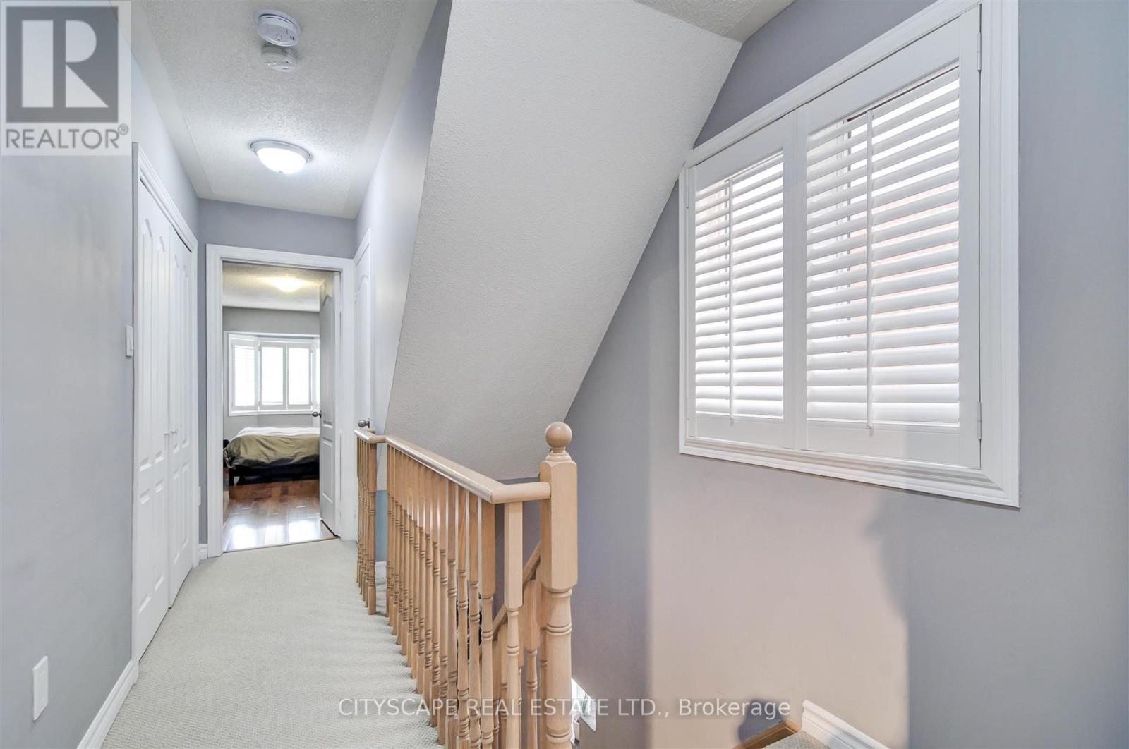 353 Sparrow Circle, Pickering, Ontario  L1V 7E6 - Photo 14 - E13704080