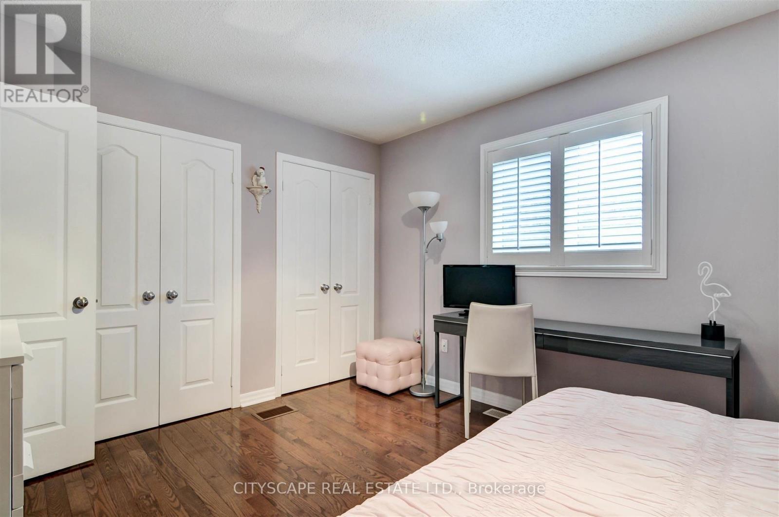 353 Sparrow Circle, Pickering, Ontario  L1V 7E6 - Photo 17 - E13704080