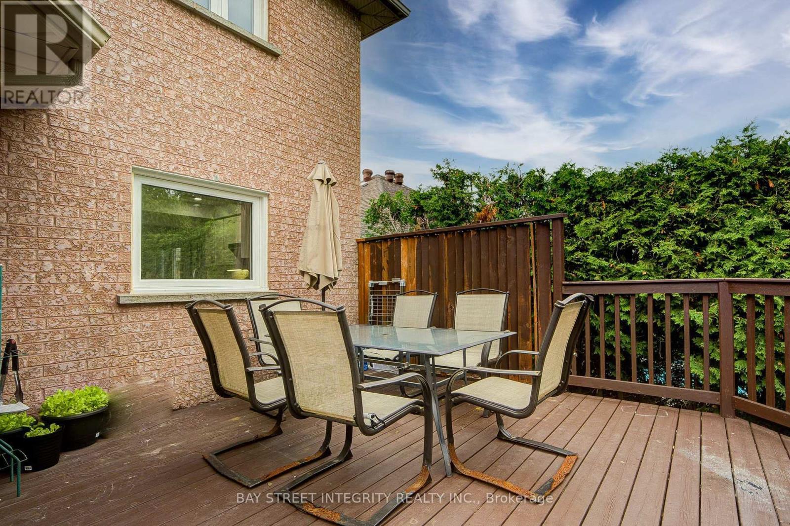 753 College Manor Drive, Newmarket, Ontario L3Y 8G6 - Photo 43 - N13704062