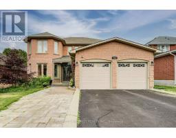 753 COLLEGE MANOR DRIVE, Newmarket, Ontario