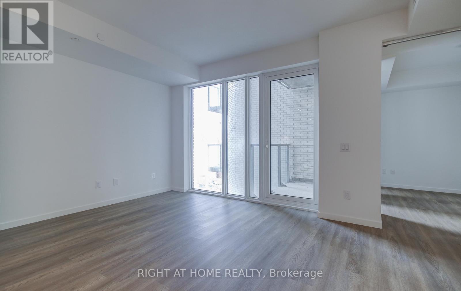 504 - 689 The Queensway, Toronto, Ontario  M8Y 0C8 - Photo 18 - W13704070