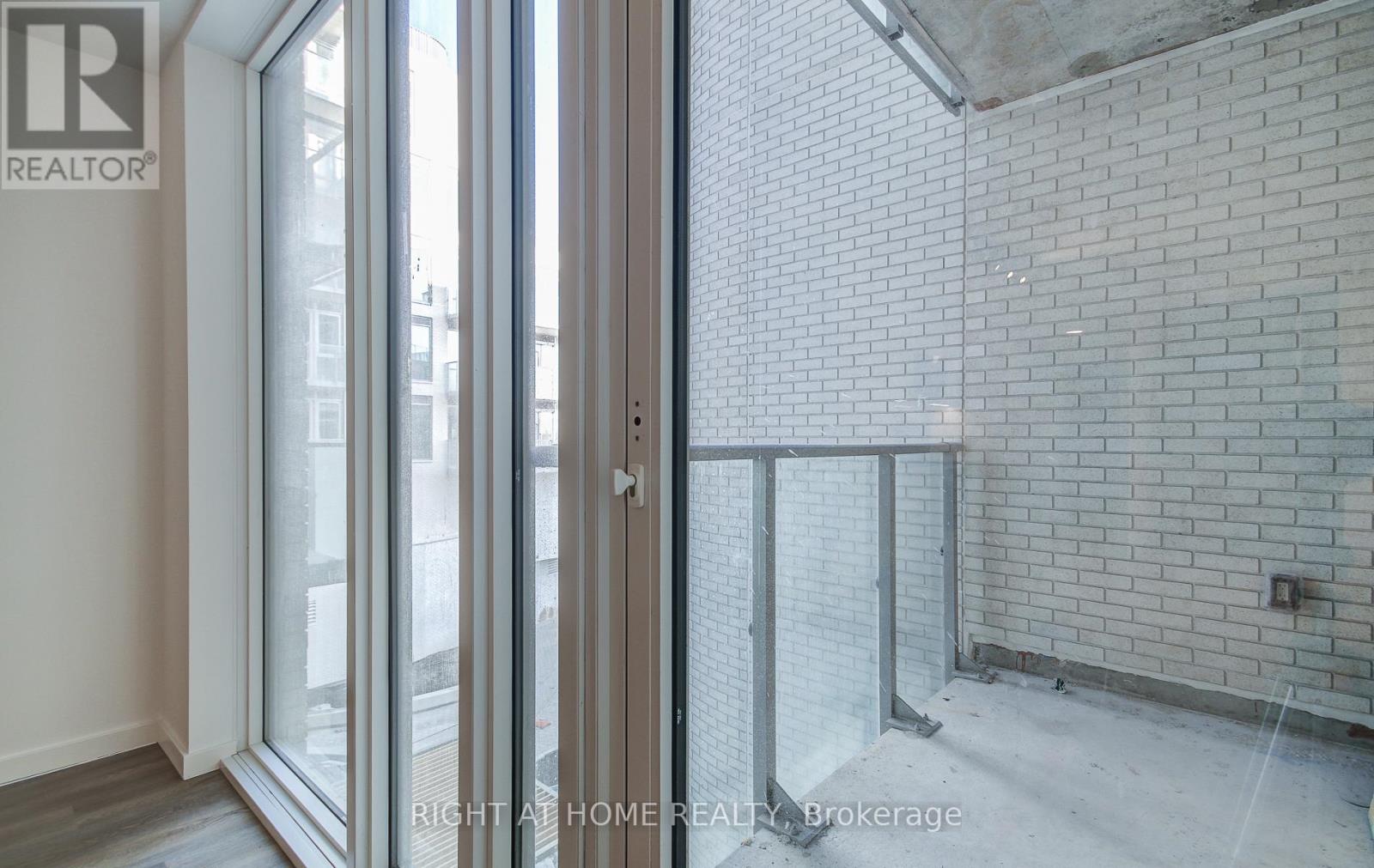 504 - 689 The Queensway, Toronto, Ontario  M8Y 0C8 - Photo 21 - W13704070