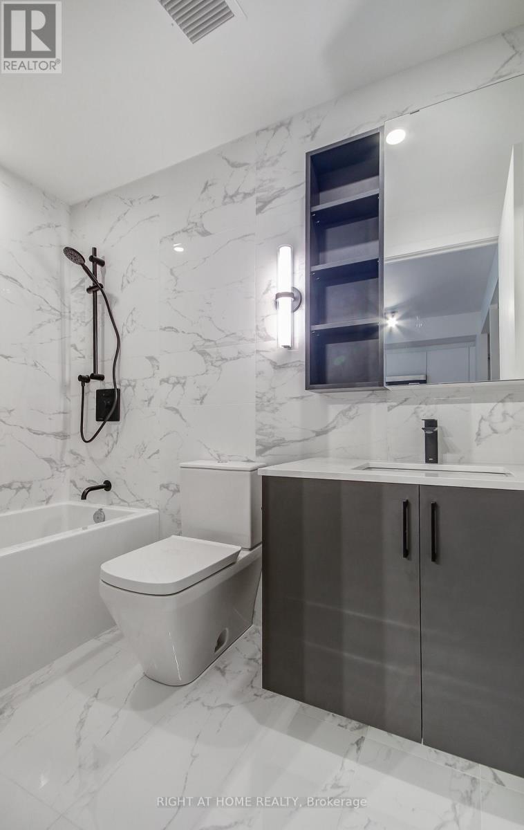 504 - 689 The Queensway, Toronto, Ontario  M8Y 0C8 - Photo 23 - W13704070