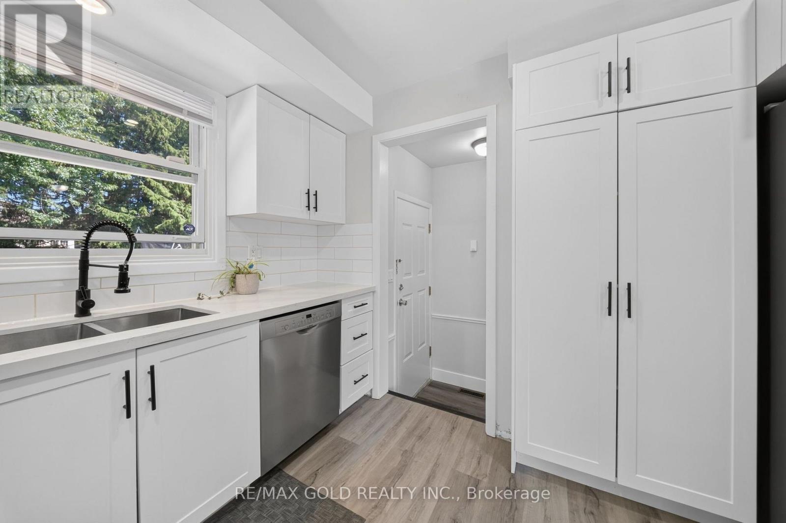 670 Grenfell Drive, London North, Ontario  N5X 2C5 - Photo 22 - X13700510