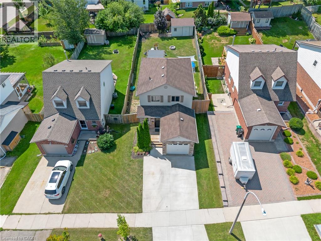 311 Misty Crescent, Kitchener, Ontario  N2B 3V6 - Photo 43 - 40857639