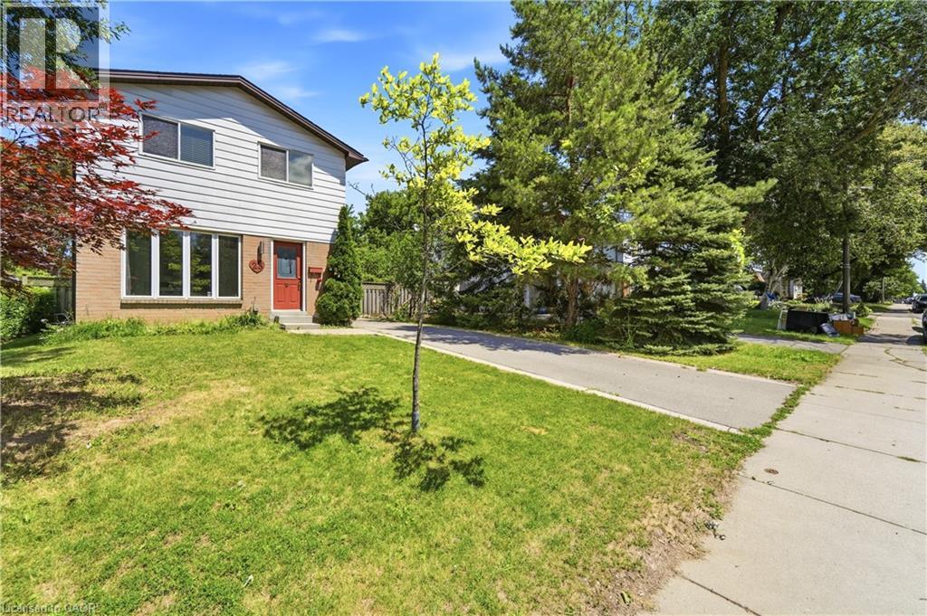 23 Heatherdale Place, Hamilton, Ontario  L9C 6K7 - Photo 2 - 40857661