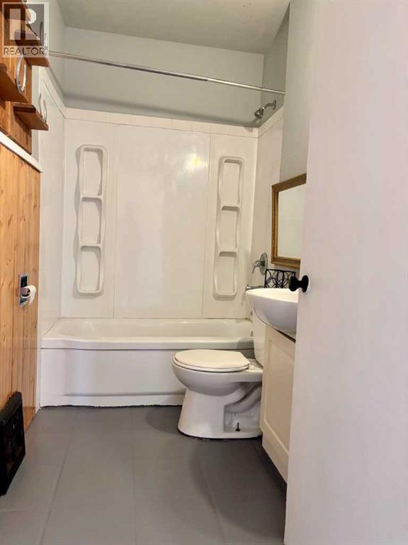4637 50 Avenue, Bentley, Alberta  T0C 0J0 - Photo 13 - A2335861
